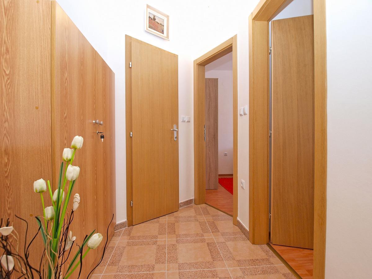 Mala Vala 1332 Apartma