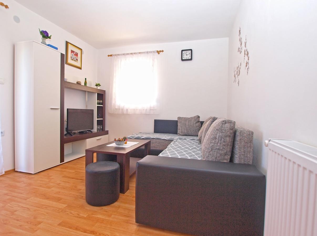Mala Vala 1332 Apartma Fazana
